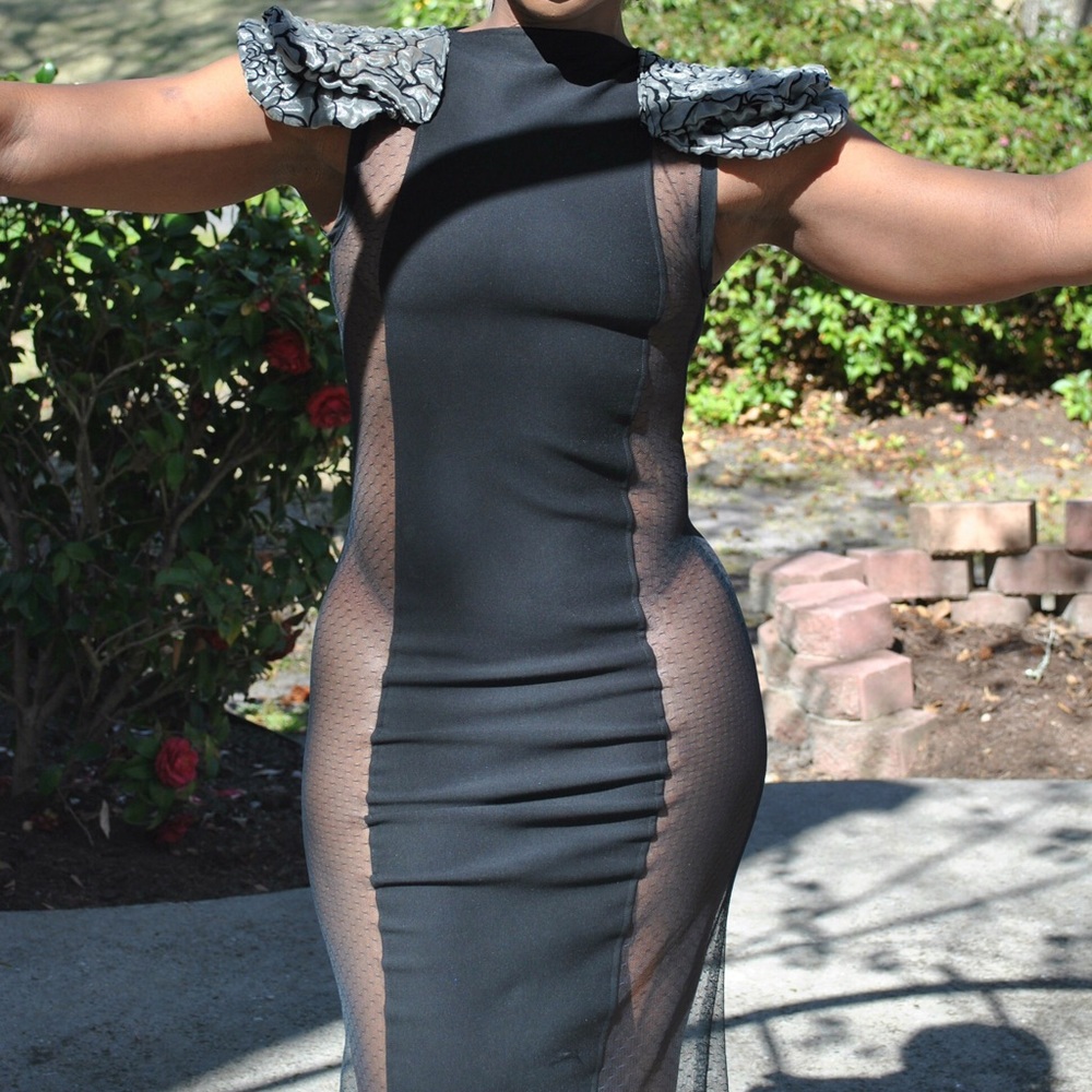 BodyCon midi mesh sided dress